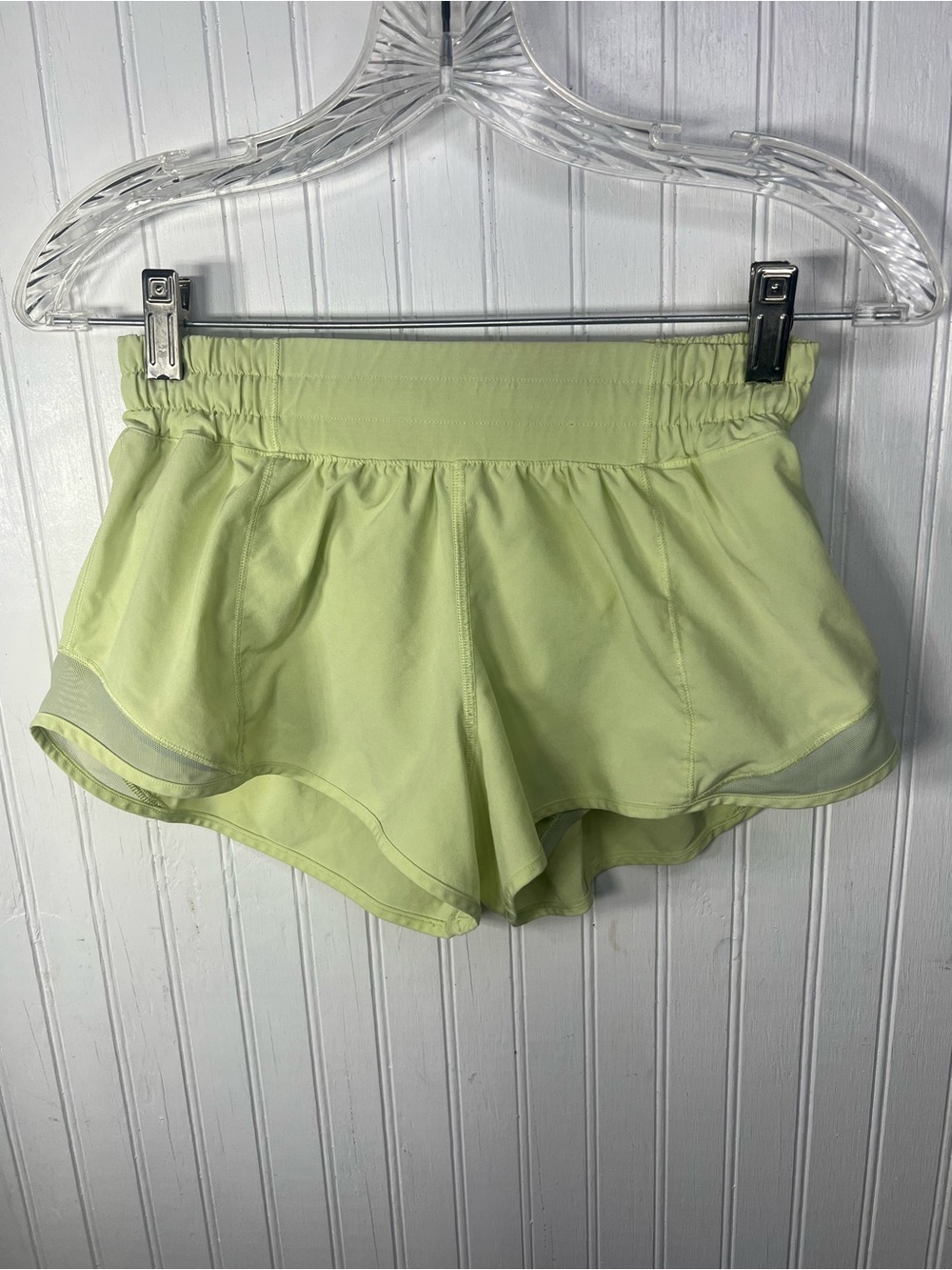 LuLulemon Hotty Hot Low-Rise Lined Short